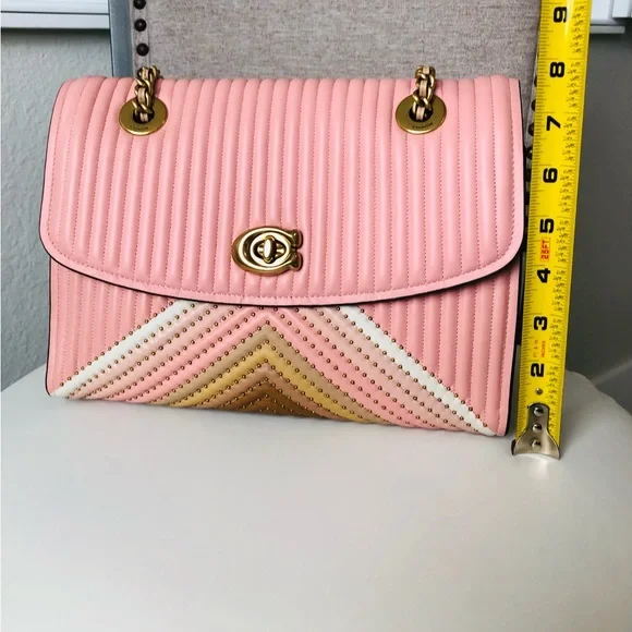 Gorgeous COACH Pink Quilted Leather Shoulder Bag - Picture 11 of 15